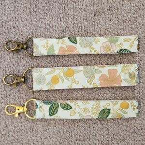 Wristlet Keychain In Cream Rifle Paper Co Fabric (1 Count)